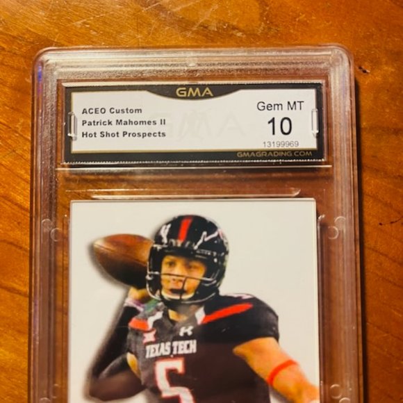 Patrick Mahomes 2014 Hot Prospects Rookie Professionally Graded GMA Gem MINT 10 - Picture 5 of 5